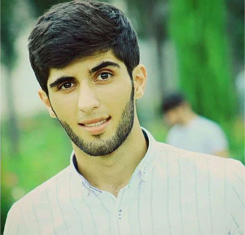  42894814  Amirchik, 28 ,    