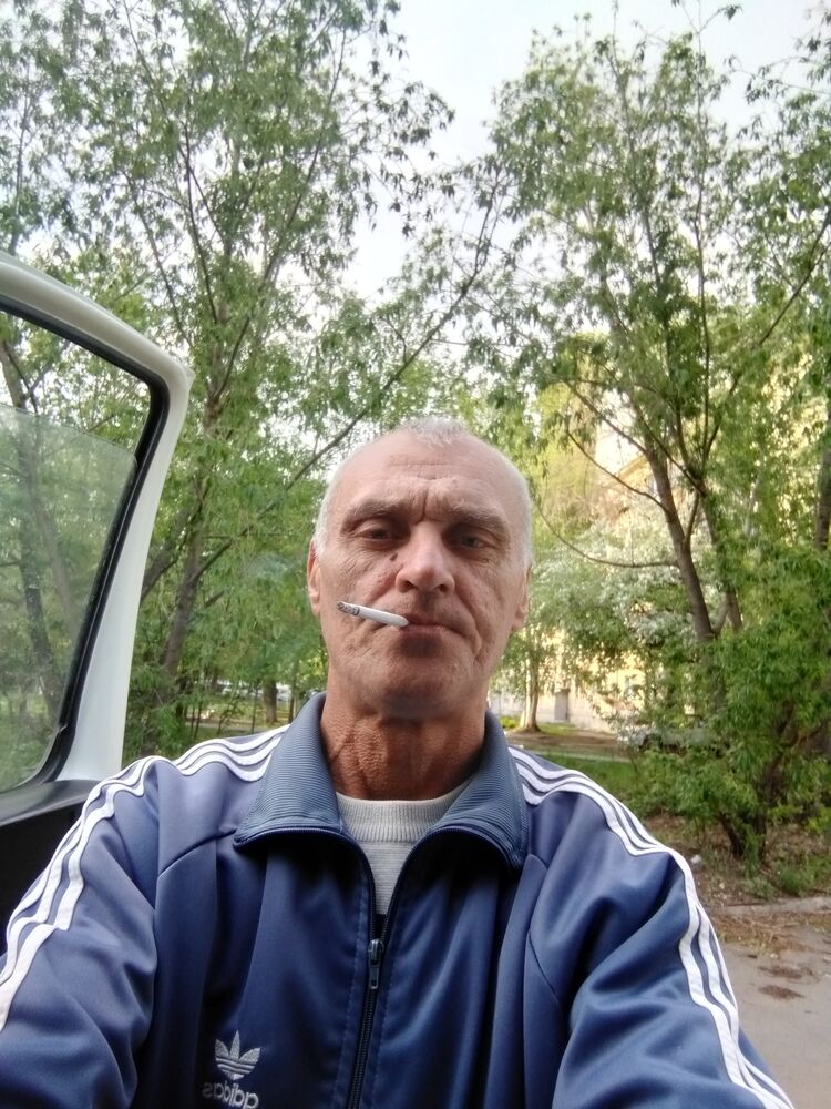  34690454  , 52 ,    