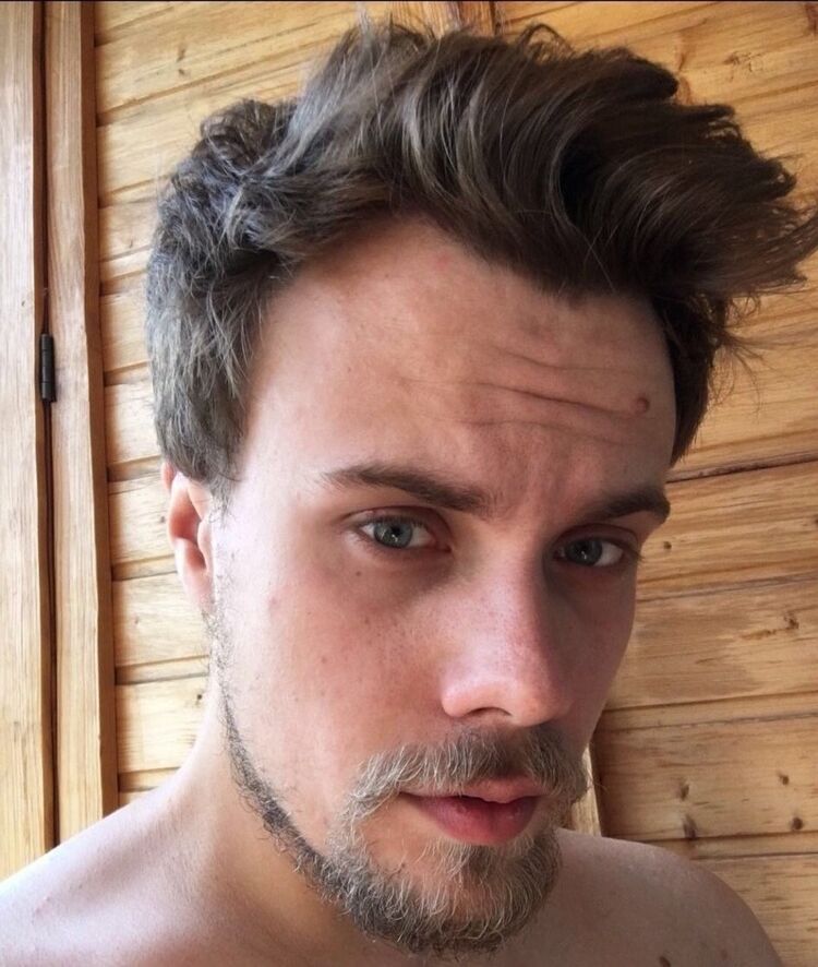  19013514  , 34 ,    