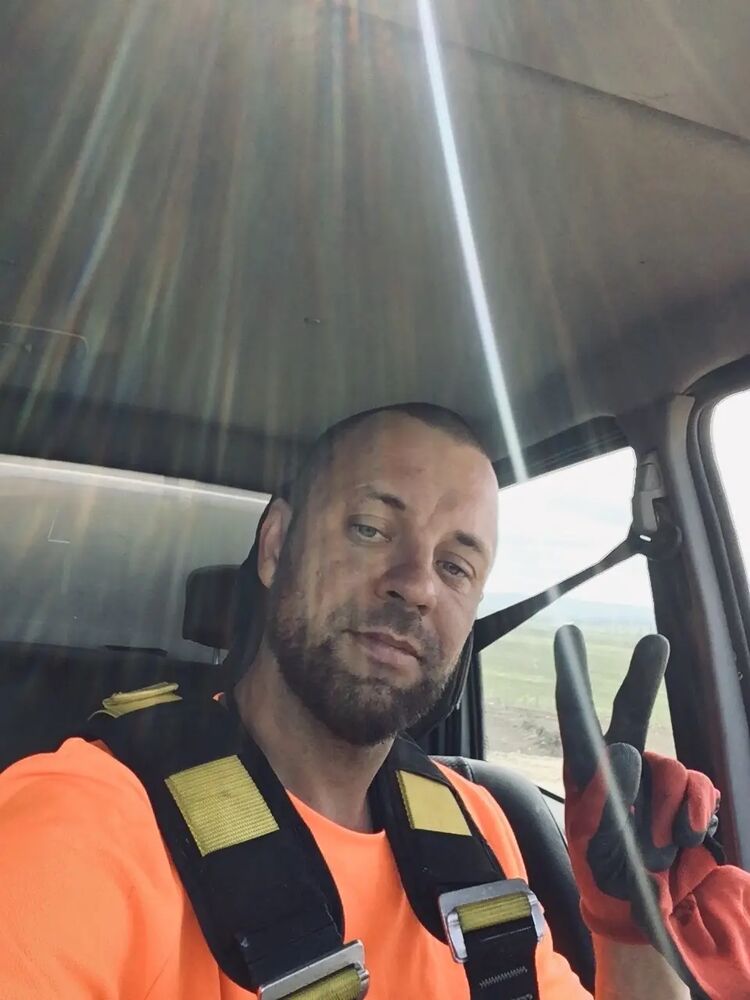  47811664  , 41 ,    