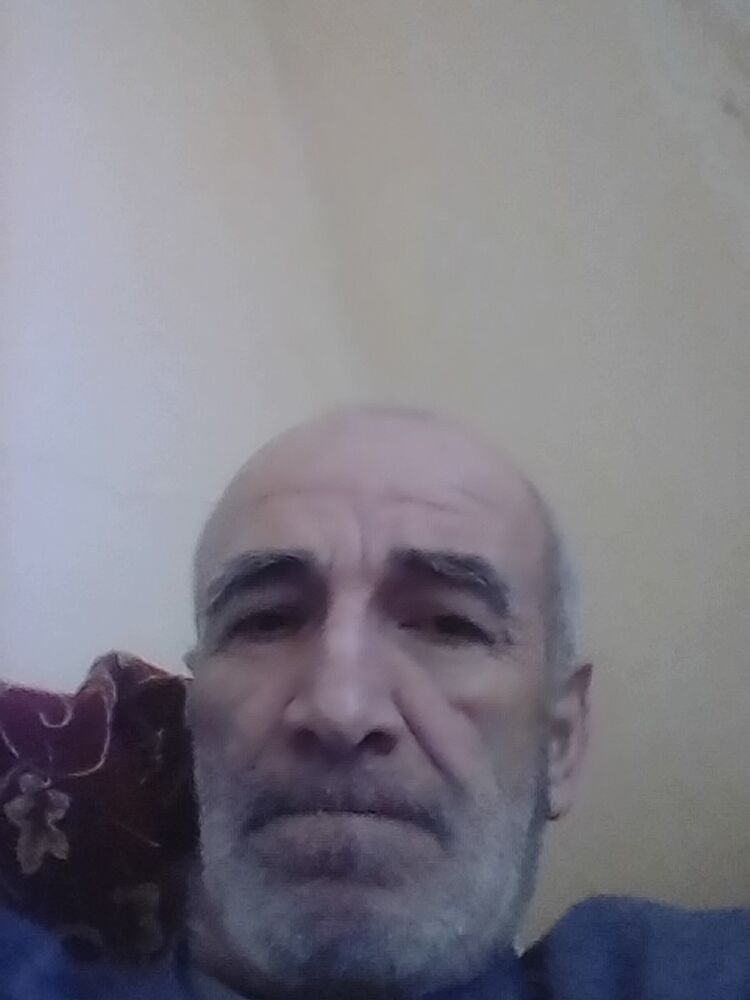  -,   Axmed, 64 ,   ,   , c 