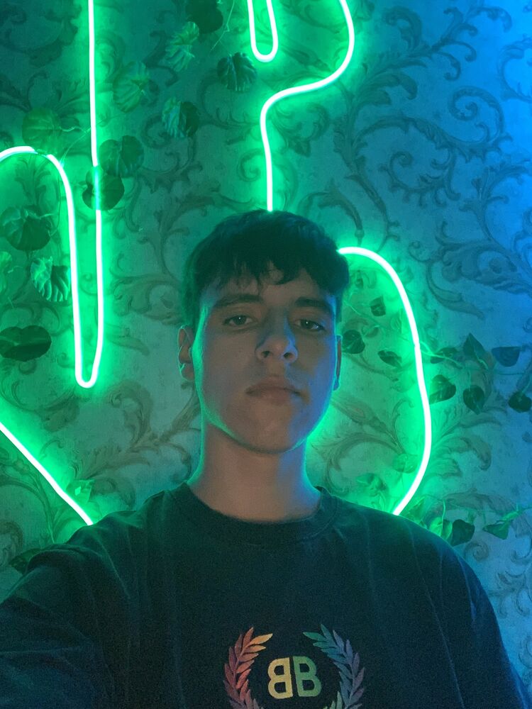 ���� 33102474 ����� Ҹ��, 20 ���, ���� ���������� � ����-����������