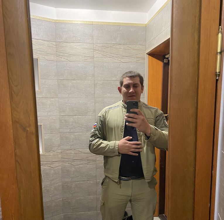  ,   Nikolai, 37 ,   ,   