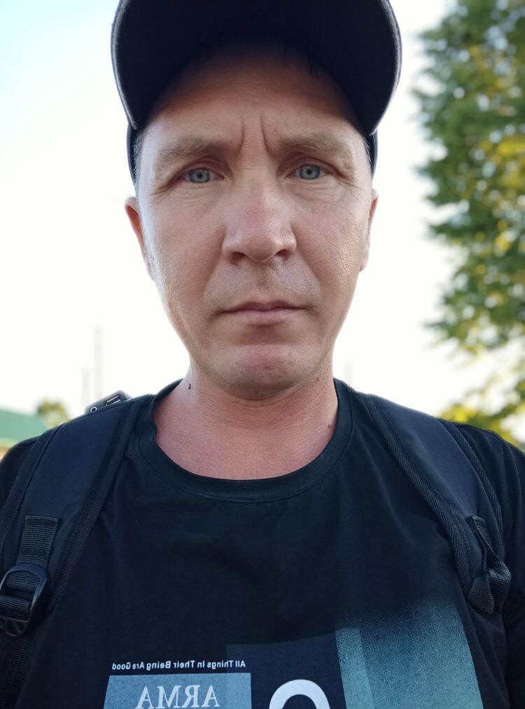  ,   Nobodyone, 40 ,     , c , 