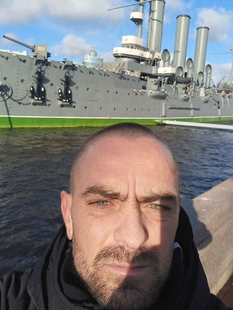  32347404  , 47 ,    