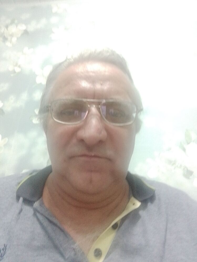  43974444  Mishel, 55 ,    