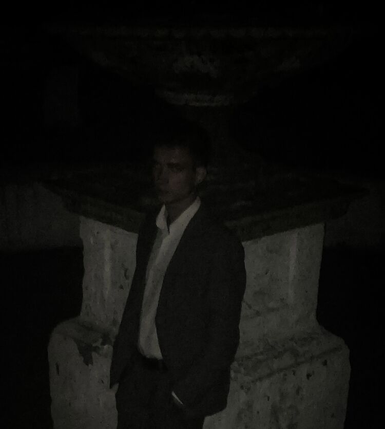  33289884  Avreliy, 30 ,    