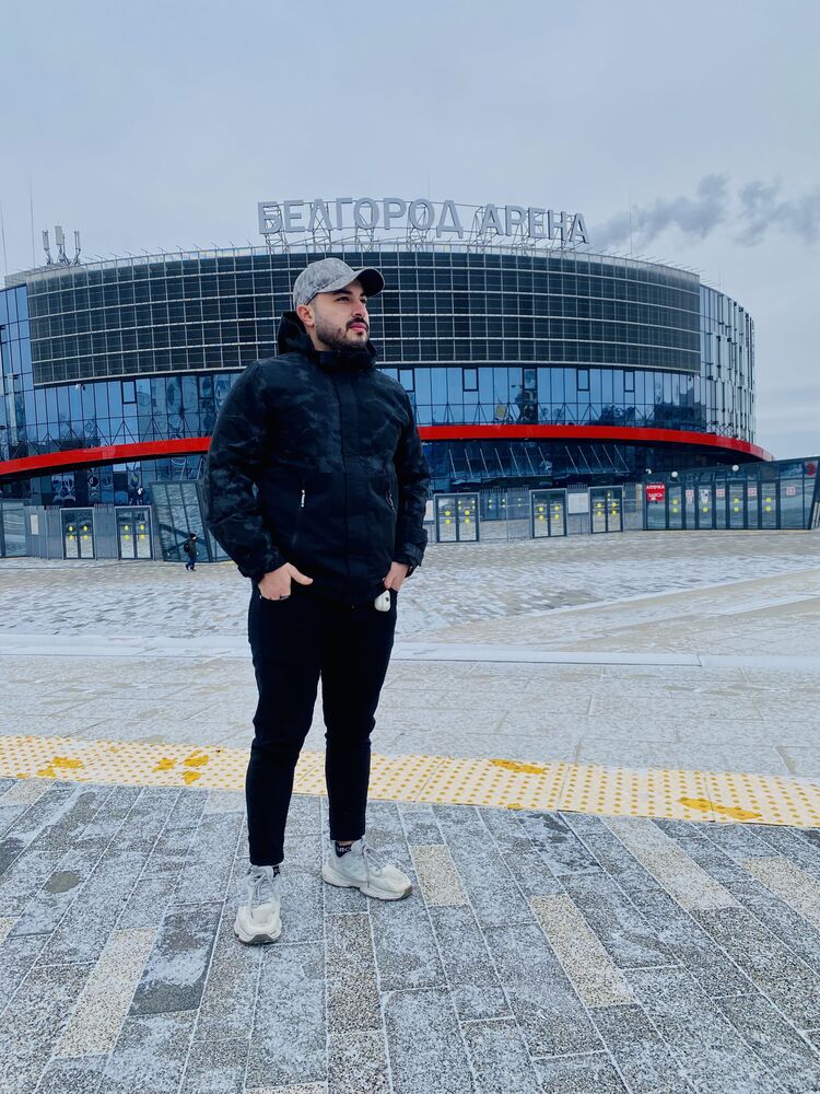  49807464  Ali, 24 ,    Sausalito