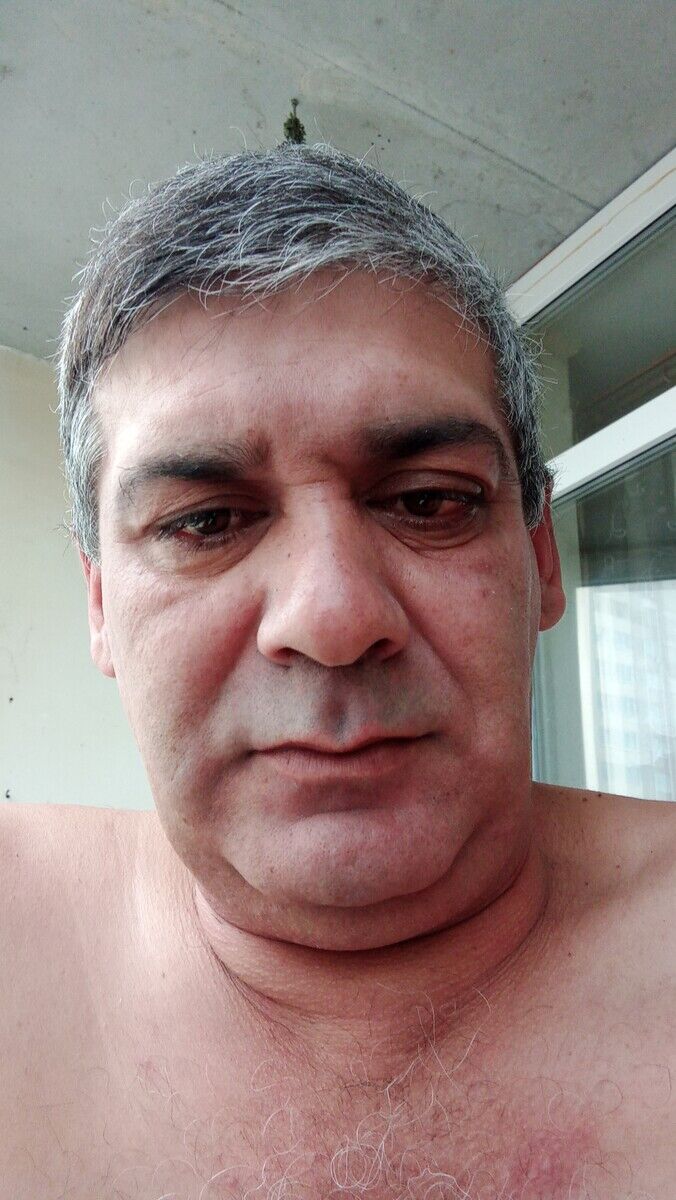  21466064  Vugar, 45 ,    