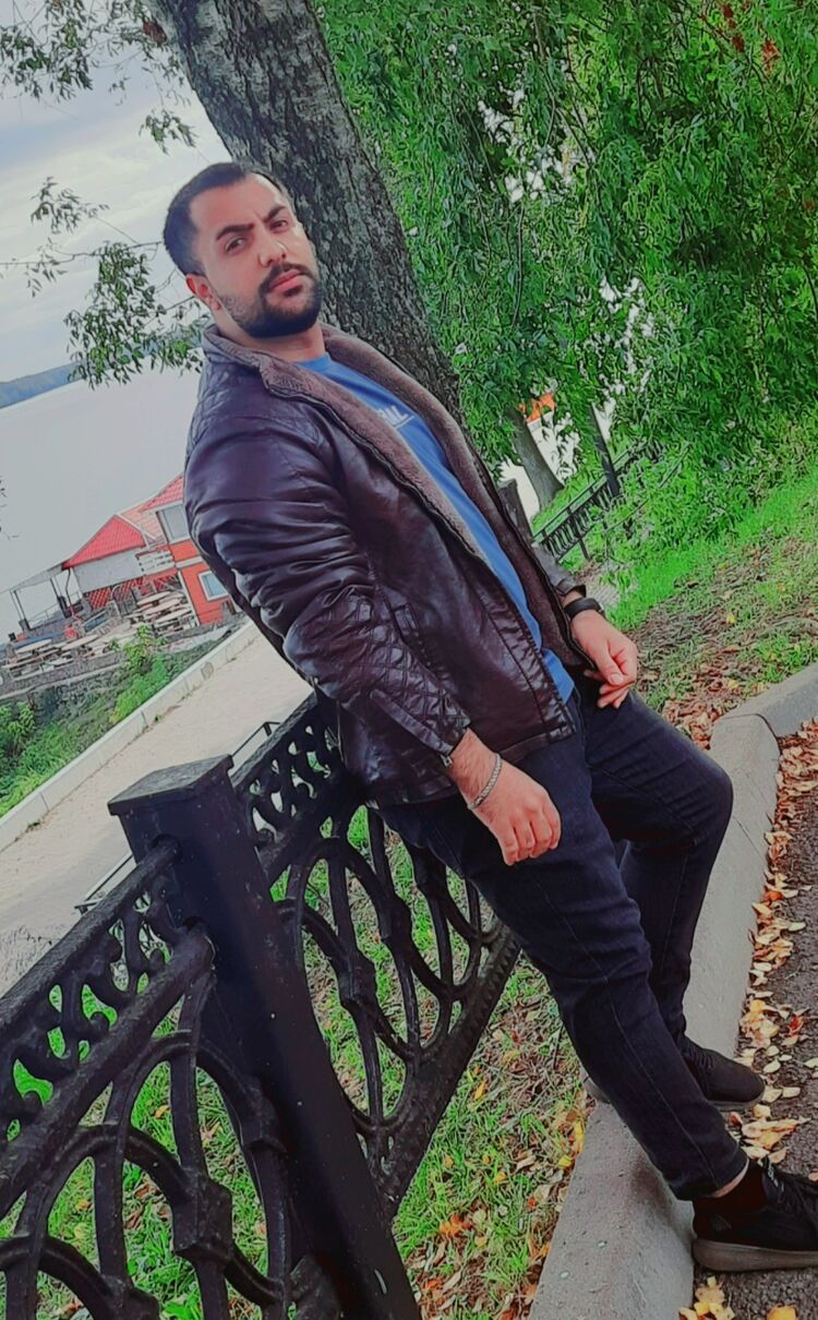  46916794  Adnan, 26 ,    