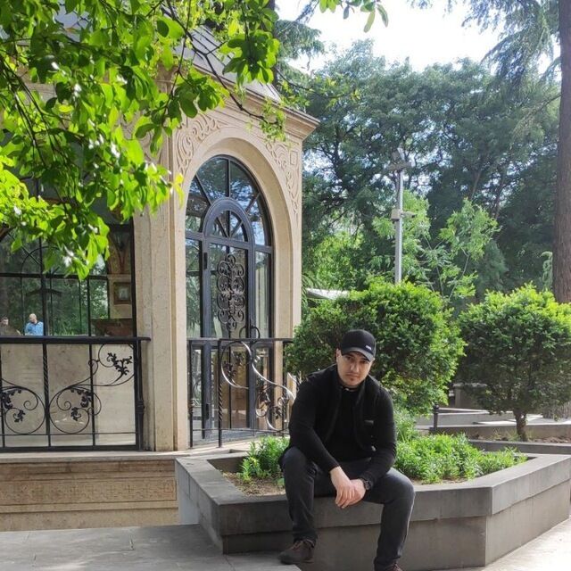  32419354  Hamb, 27 ,    