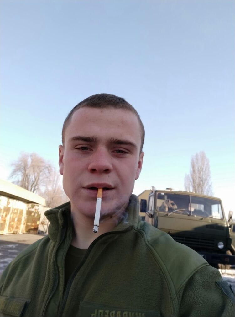 ���� 18356184 ������� ����, 32 ����, ���� ���������� � ���������������