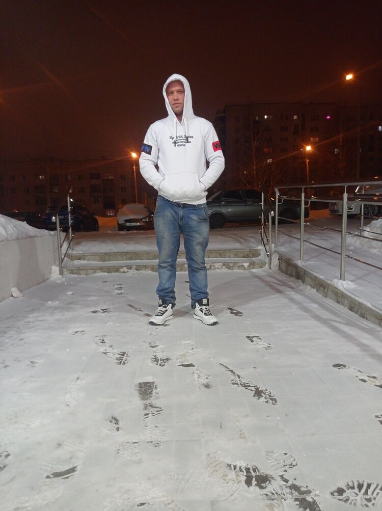  25517354  Denis, 25 ,    