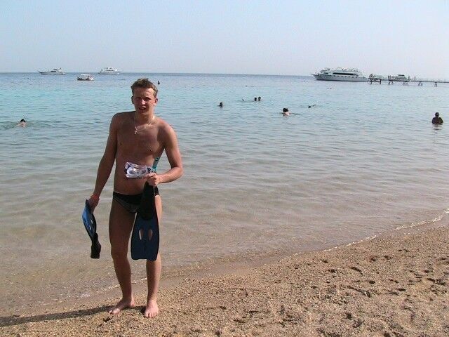  8105154  Slava, 38 ,    -