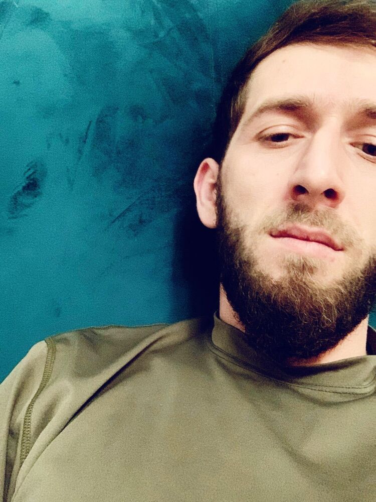  42004004  , 28 ,    