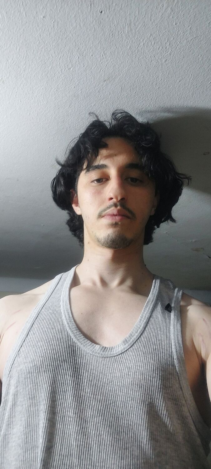  51236004  SALAH, 24 ,    
