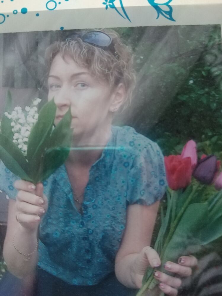  ,   Elena, 42 ,   ,   