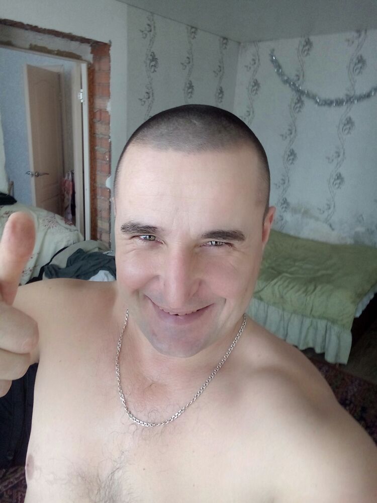  40701544  , 42 ,    
