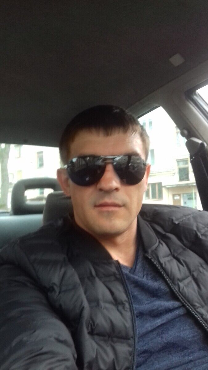  21289584  , 40 ,    