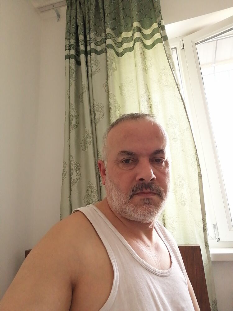  50427994  Ali, 45 ,    