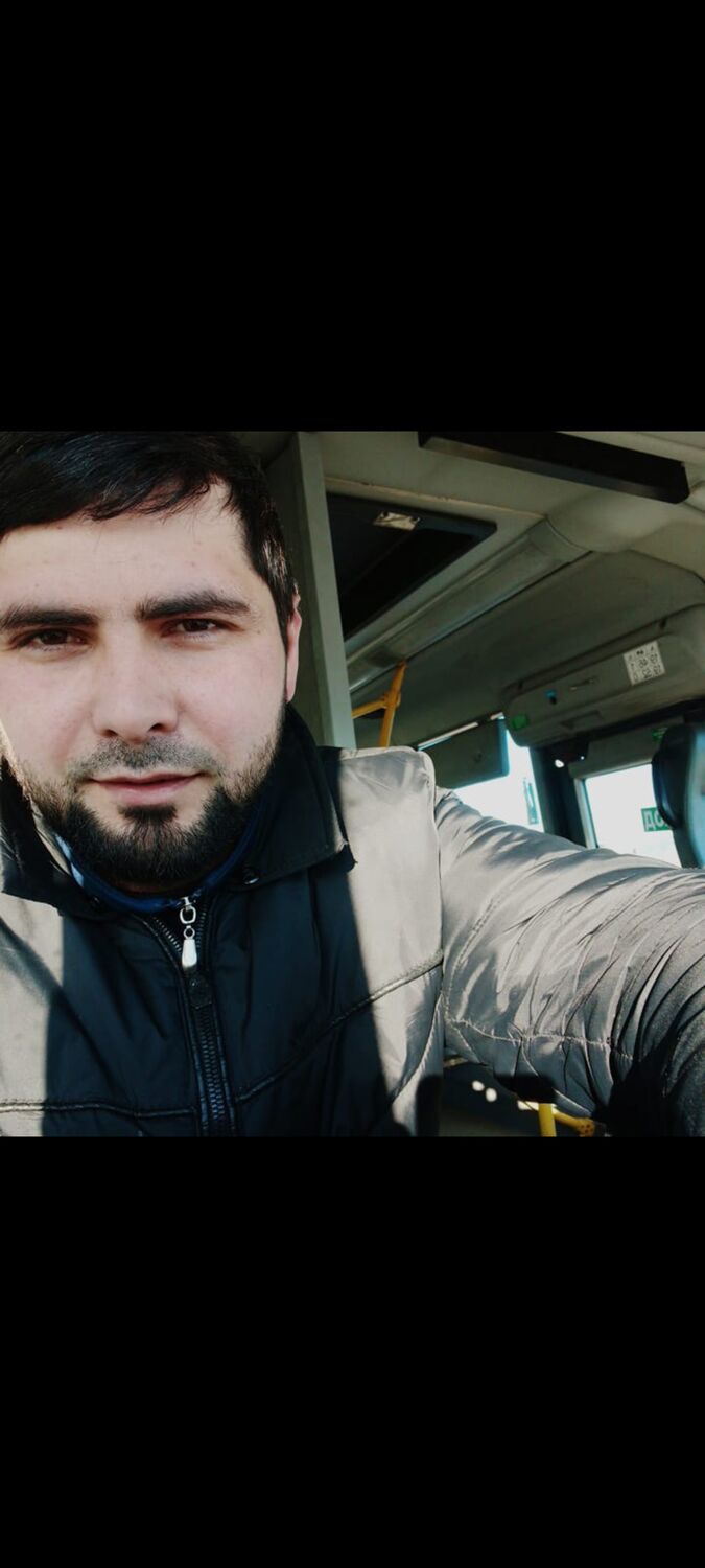  48828374  Beslan, 32 ,    