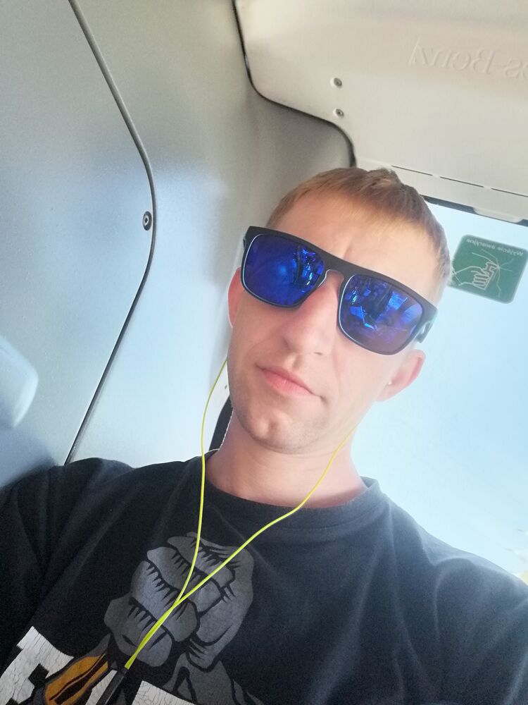  37989444  , 34 ,    