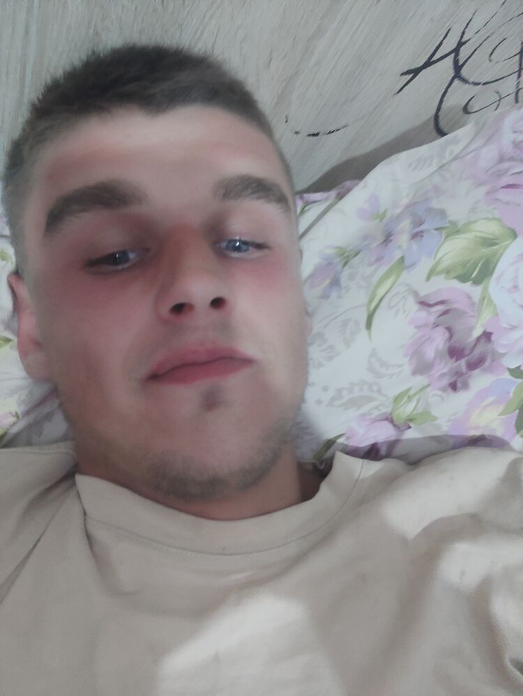  37673074  , 25 ,    