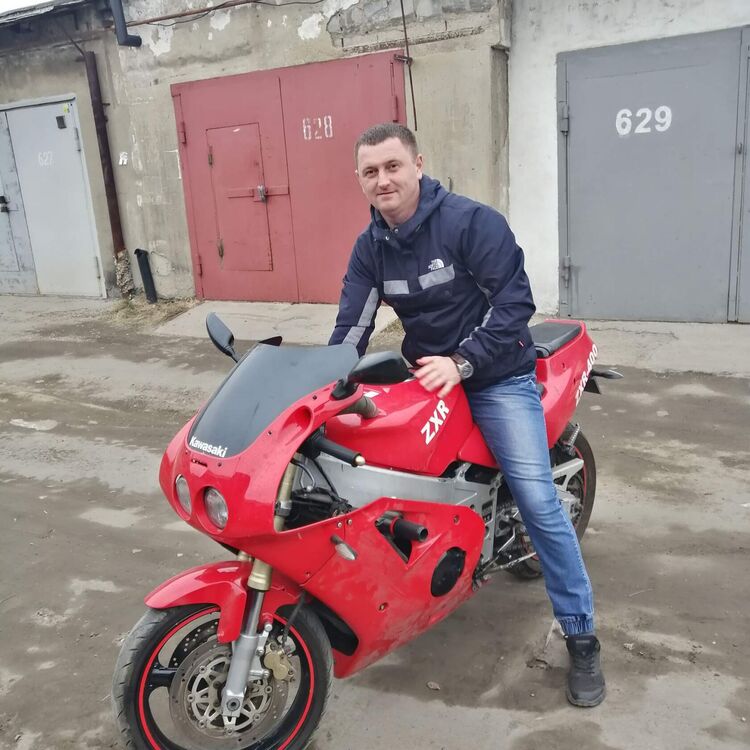  46055034  , 40 ,    