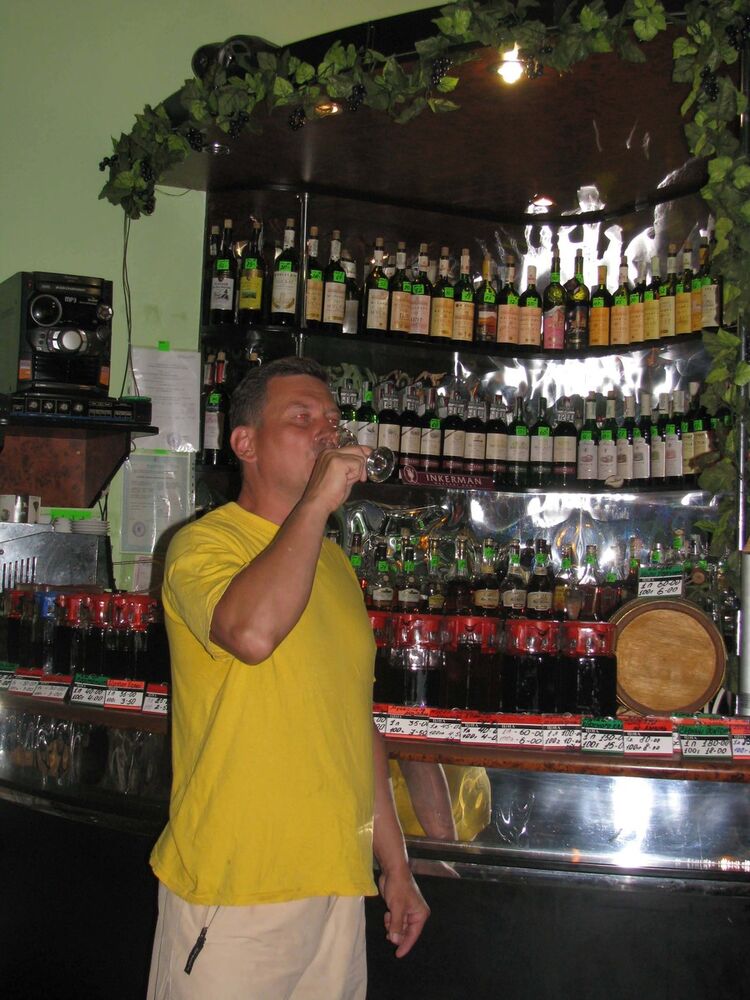  ,   Vlad, 53 ,   ,   , c 
