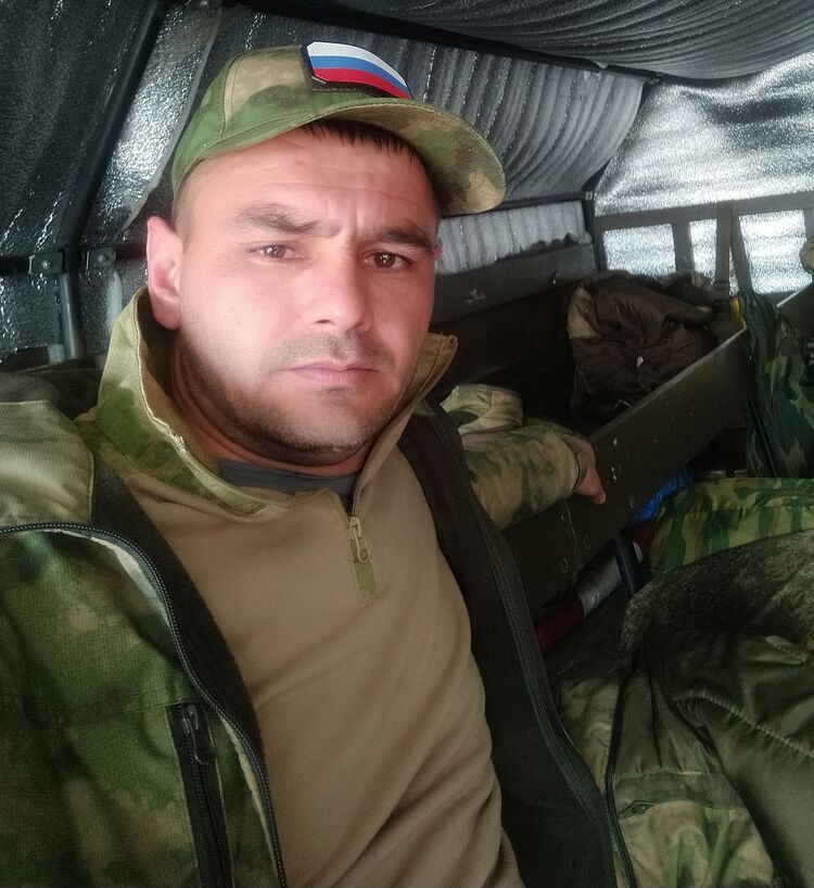 ���� 56104944 ������� �����, 42 ����, ���� ���������� � �����������