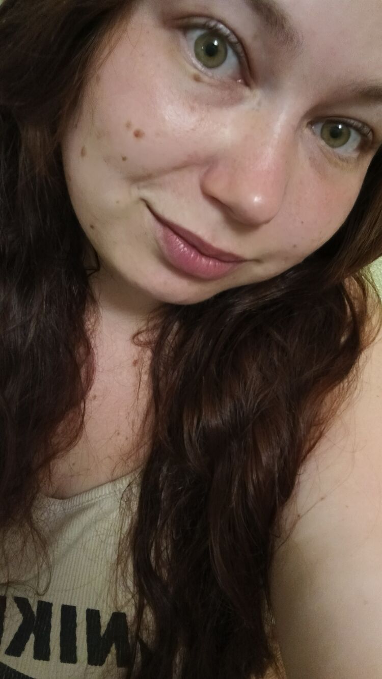   ,   Anastasia, 27 ,   