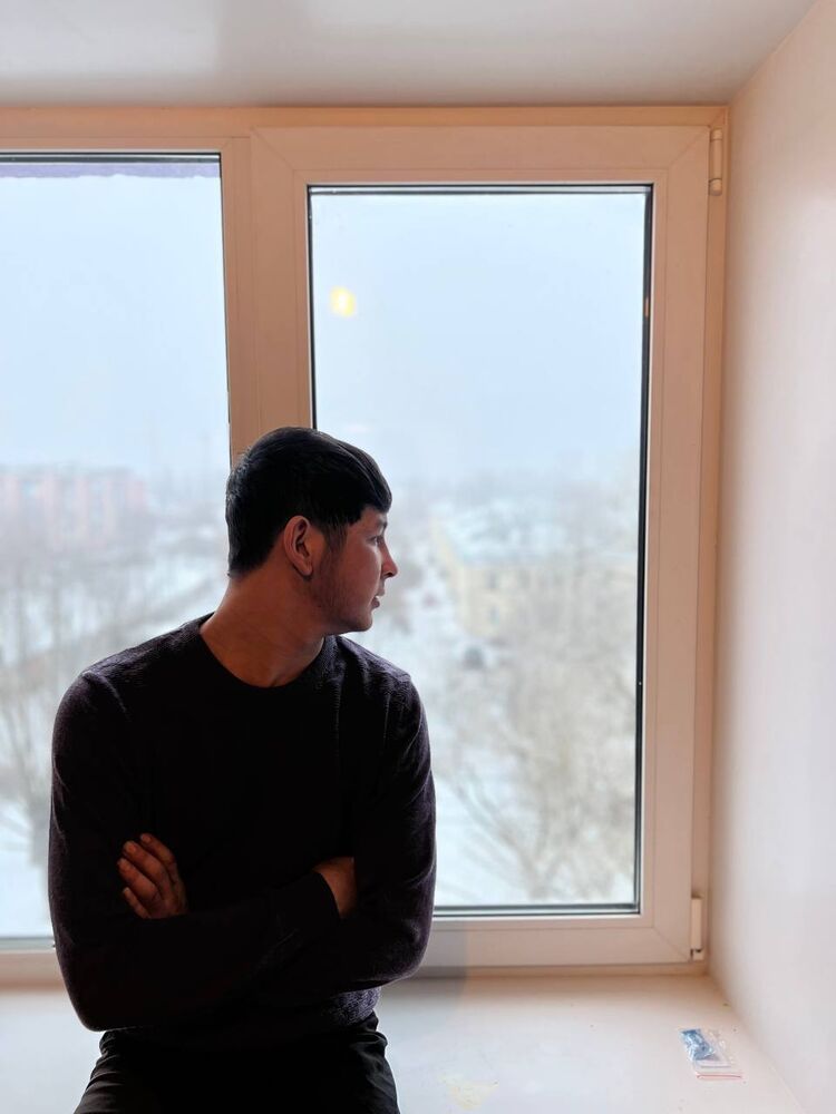  ,   Diyor, 23 ,   ,   