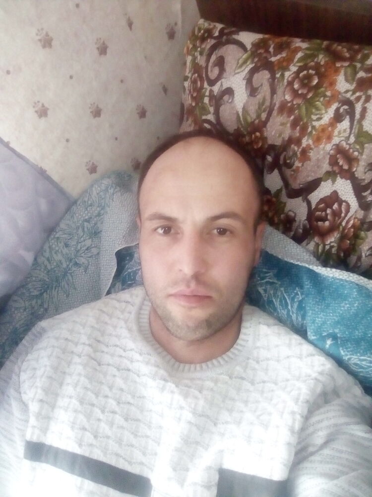  14801834  , 44 ,    