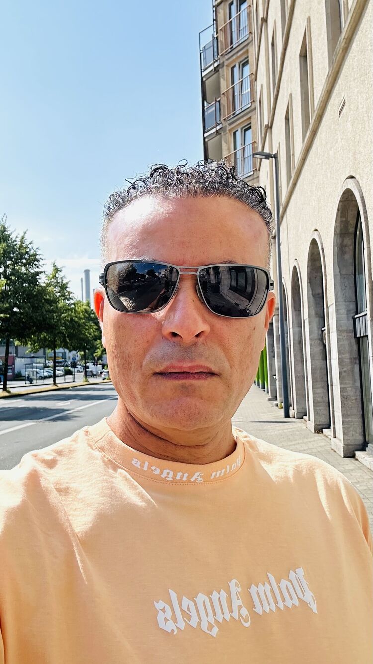  Rheinbreitbach,   Ahmad, 46 ,   ,   