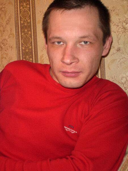  14998714  Pavel, 48 ,    