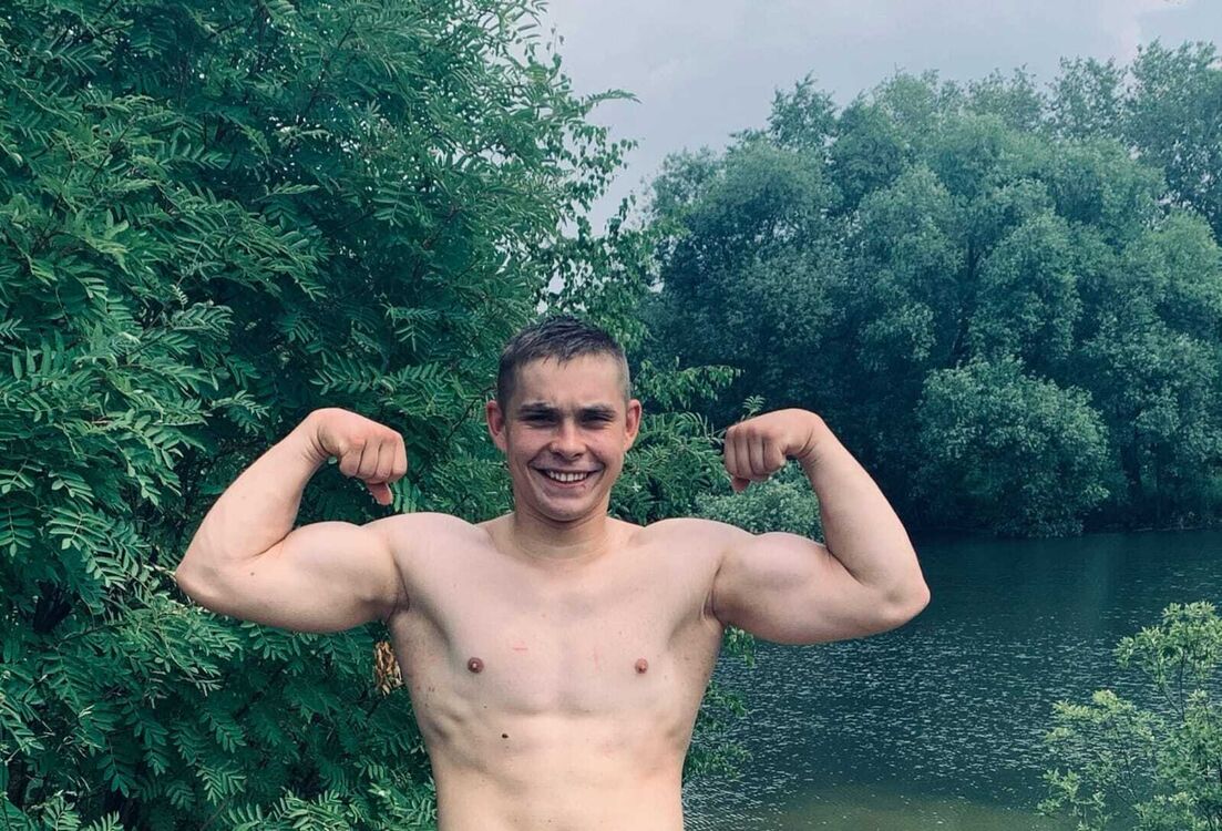  34360704  Yury, 23 ,    -
