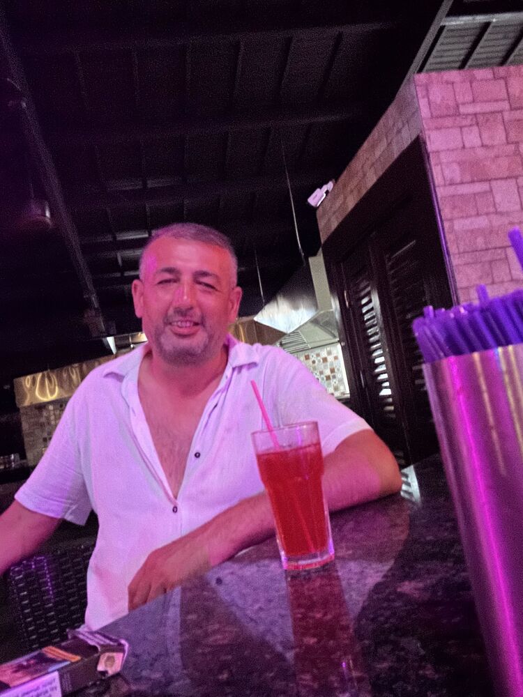  53484784  Tahsin, 42 ,    Boyalik