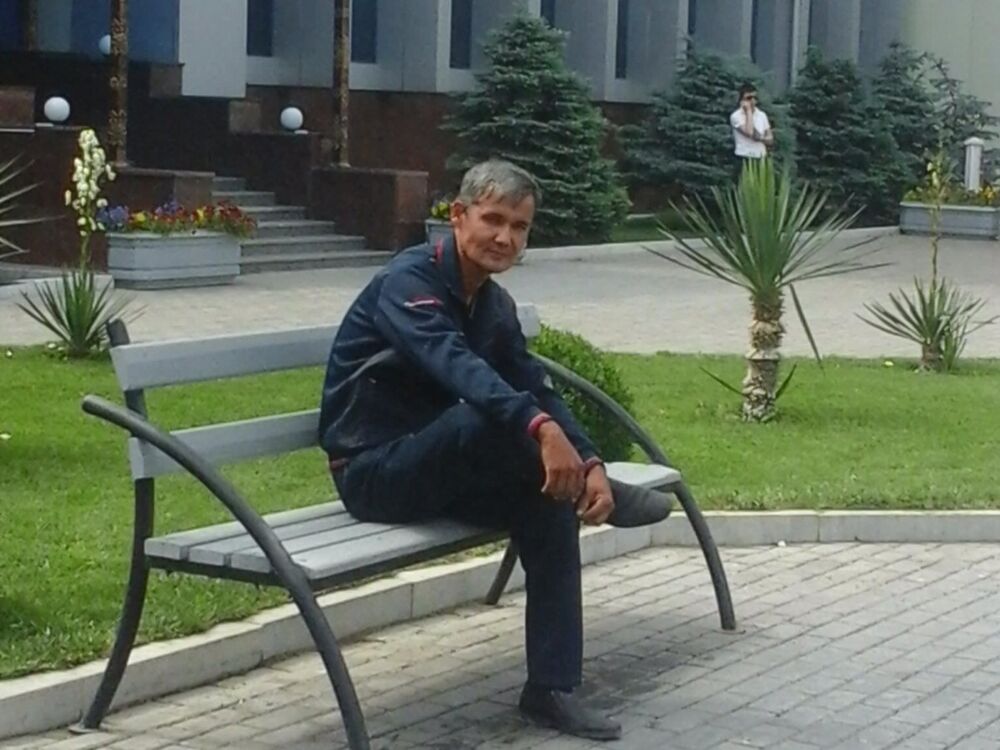  10646884  , 44 ,    