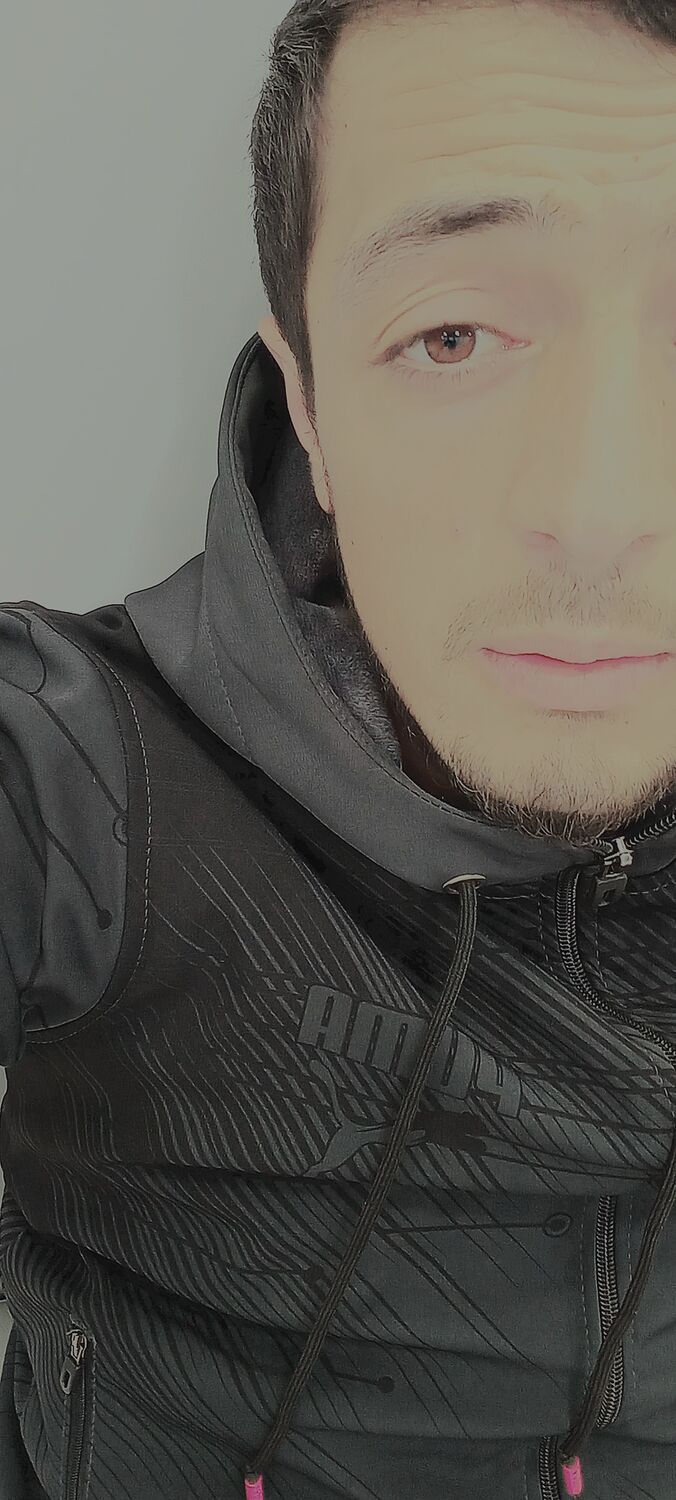  36345564  David, 32 ,    