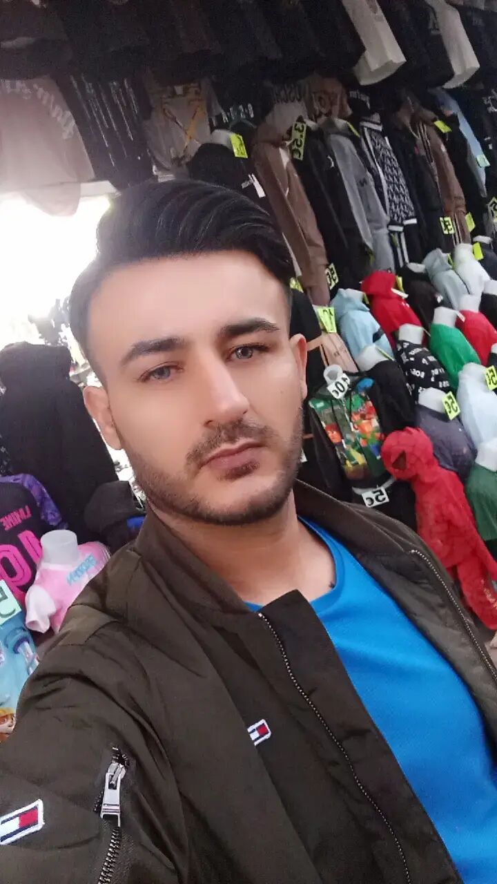  49738794  Serhat, 34 ,    