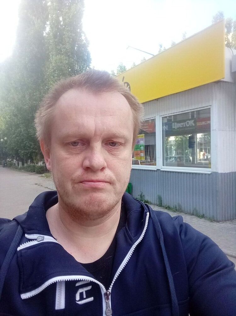  42158264  , 47 ,    