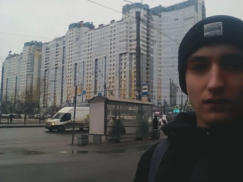  -,   Evald, 25 ,   ,   