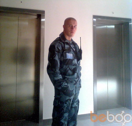  933524  Albert, 82 ,    