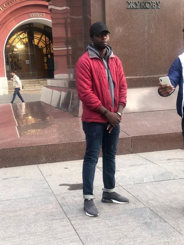 ���������� ������������, ���� ������� Bob, 32 ����, ������������ ��� ������, ����� � ���������, c�������� ���������, ���������