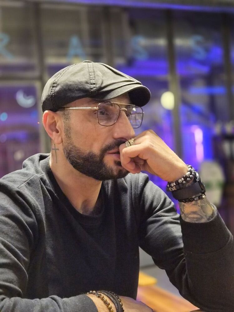 ���� 55691764 ������� Ti�, 41 ���, ���� ���������� � Niort