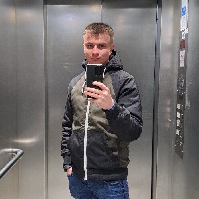  44847064  Nikolai, 25 ,    Offenburg