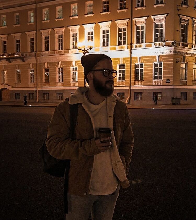  18898034  , 30 ,    -