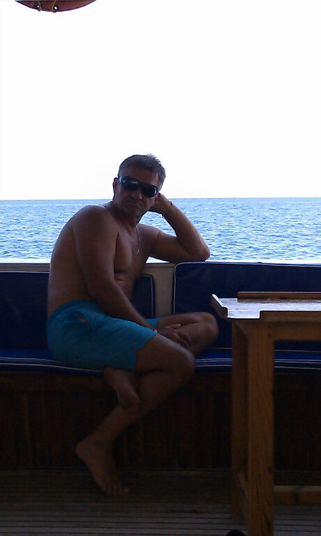  ,   Alex, 57 ,   , 