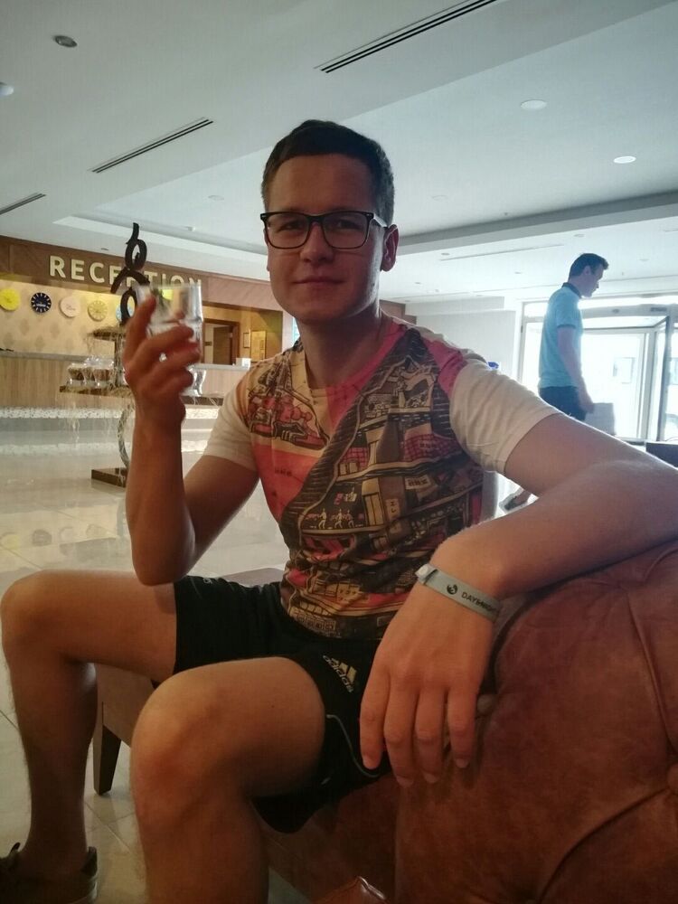  ,   , 28 ,   ,   