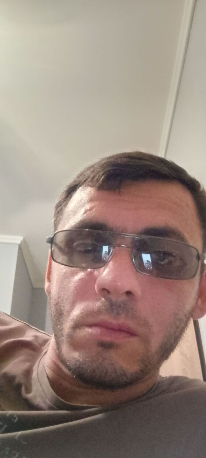  46423054  , 41 ,    
